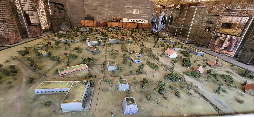 Makieta Wilczego Szańca w Muzeum Militariów w Mazurolandii.