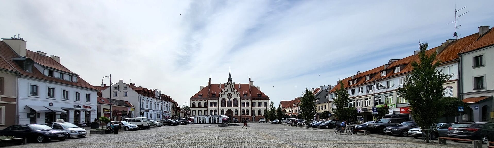 Startuj w Piszu – rynek w Piszu przed startem na Mazurską Pętlę Rowerową